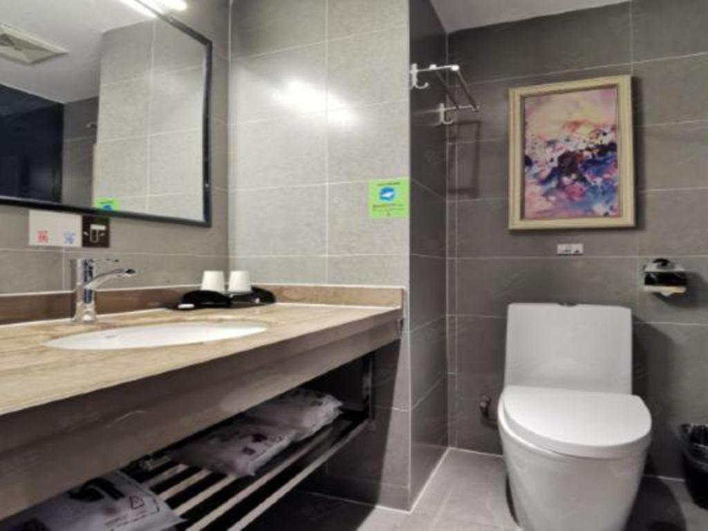 T Social Hotel Guangzhou Railway Station Branch Exterior photo